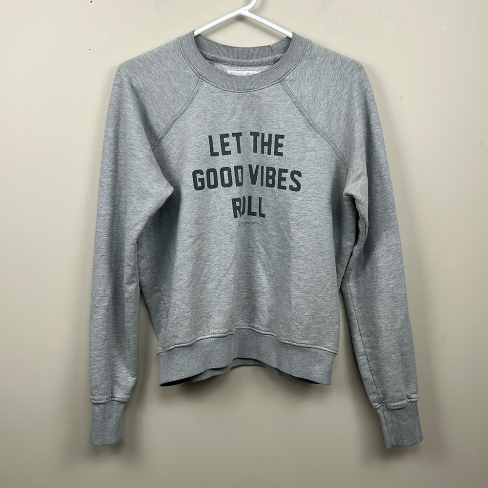 SPIRITUAL GANGSTER XS “let the good vibes roll” grey pull over sweatshirt